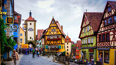 特色小鎮既要特色產業（yè）又（yòu）要融合相加