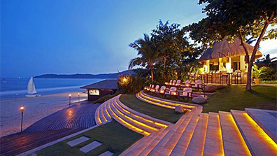 利用地勢落差營造富有層次感的景觀設計