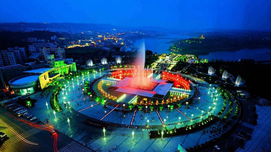 淺（qiǎn）談廣場景觀設計中景觀燈的（de）設計思想